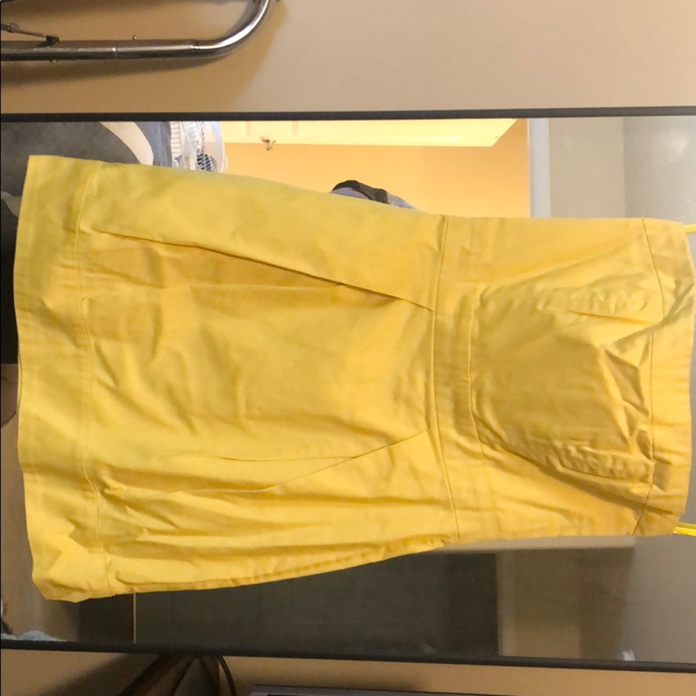 FRENCH CONNECTION YELLOW STRAPLESS DRESS